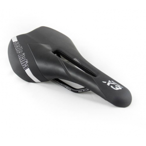 SELLE ITALIA X3 BOOST FLOW  BLAK-BLAK FEC 